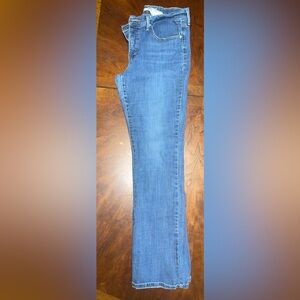 Levi's Women's Straight Leg Blue Jeans